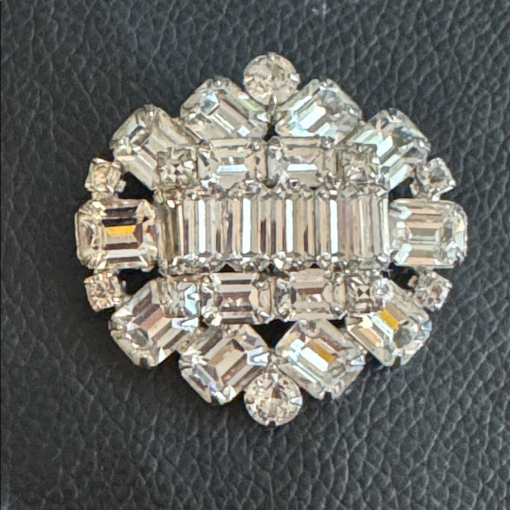 Gorgeous Vintage Rhinestone Statement Brooch